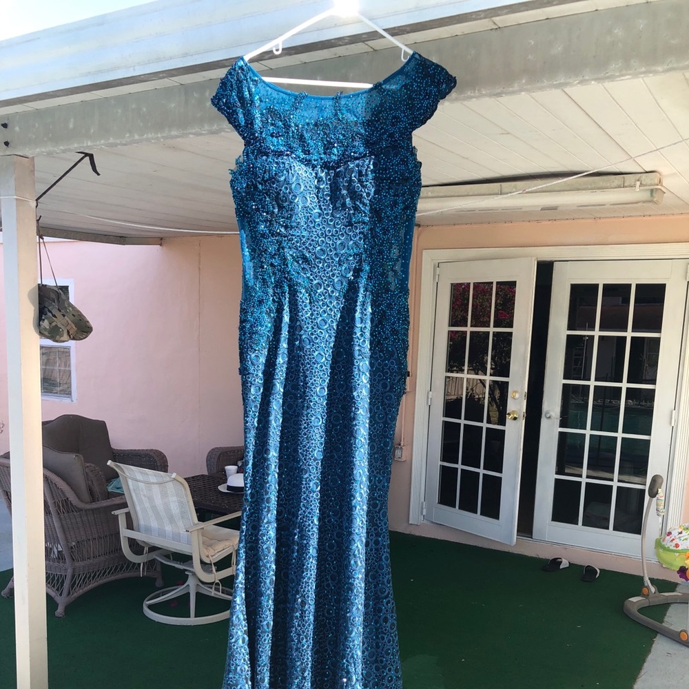 Rina Di Montella Turquoise Dress